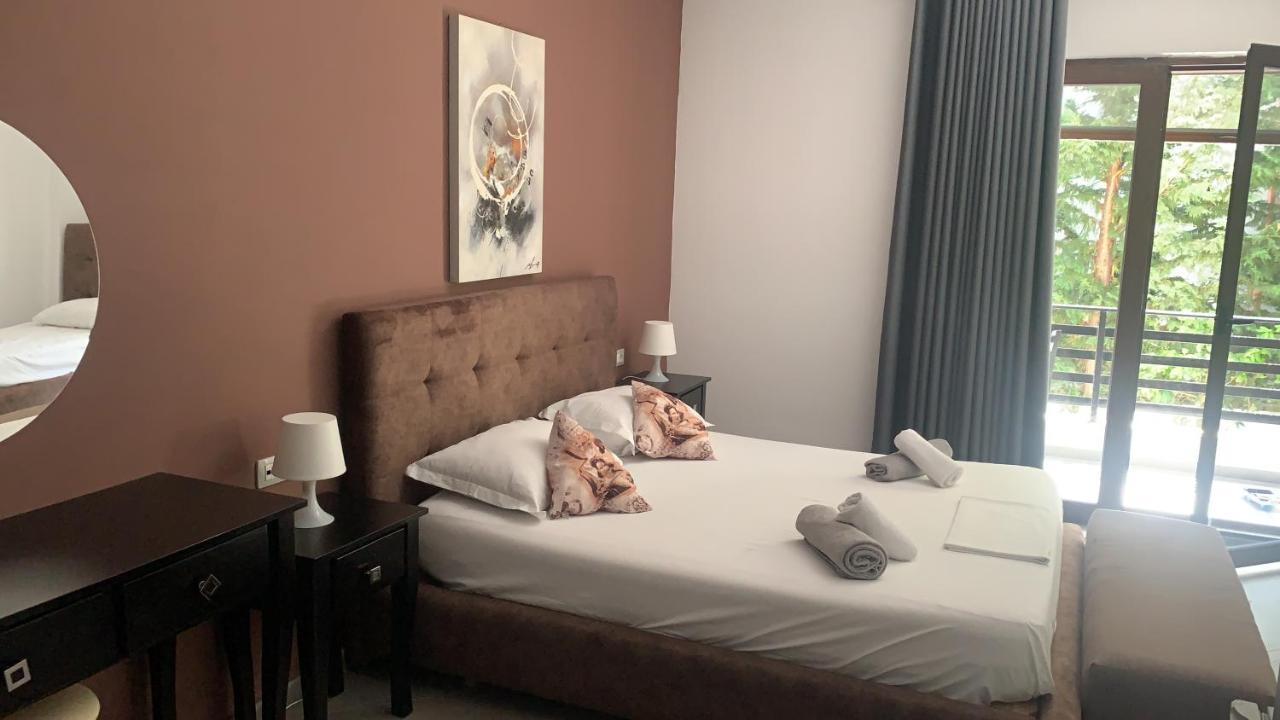 Hotel Natali Dhermi Luaran gambar
