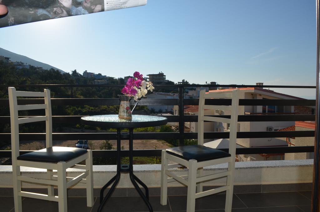 Hotel Natali Dhermi Luaran gambar
